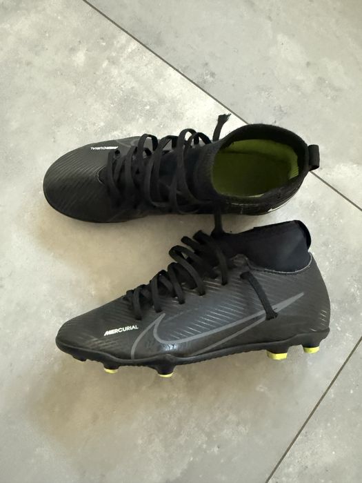 Korki nike r. 38,5 b. Dobry stan
