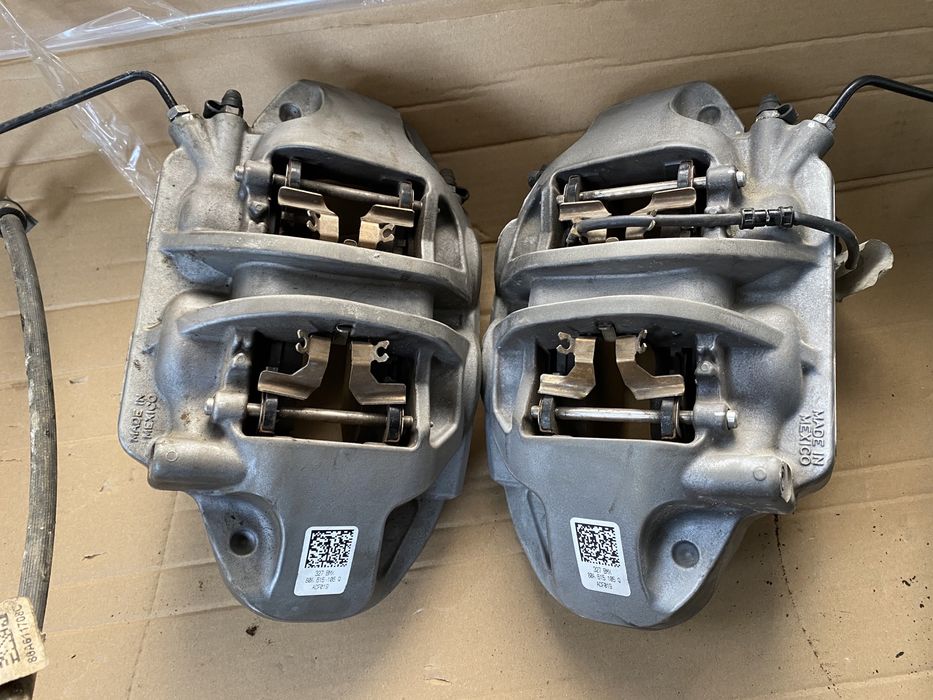 Супорта, тормозні диски Audi Q5 FY 80A brembo 80A615105Q 80A615106Q