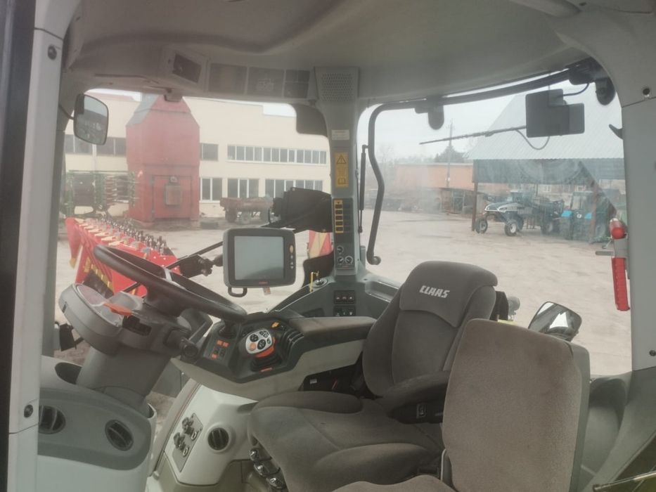 Трактор Claas Axion 950 2014 410 Продаж