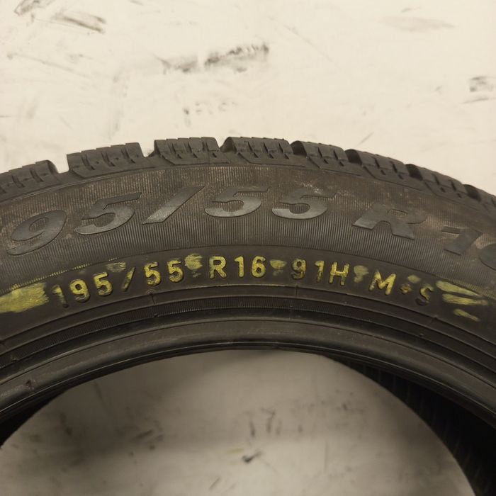195/55R16 Pirelli SnowControl Winter 210