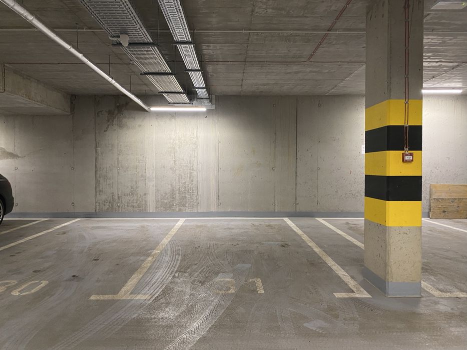 Miejsce parkingowe w garażu podziemnym
