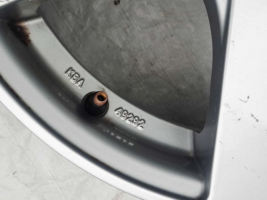 alu felga aluminiowa vw golf touran caddy audi a3 seat toledo altea leon skoda octavia dezent 49292 15 cali et 43 5x112