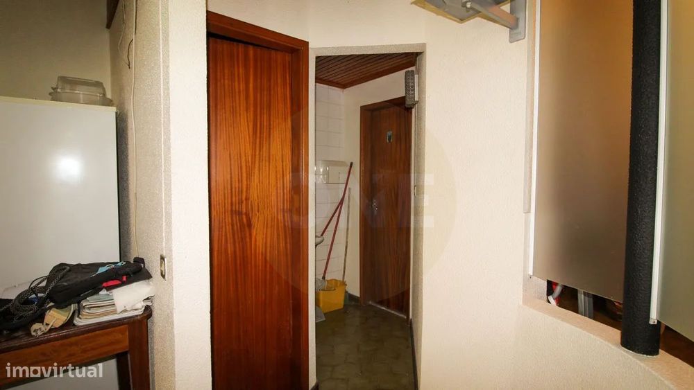 Prédio para Comércio e Habitação no Centro de Machico