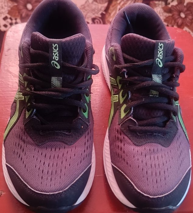 Продам оригінальні красовки ASICS