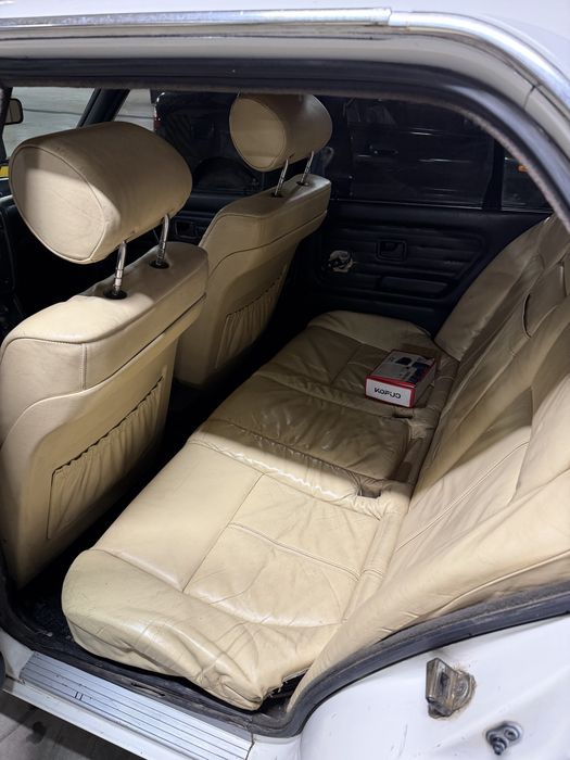Продам BMW e30 1.6 бензин