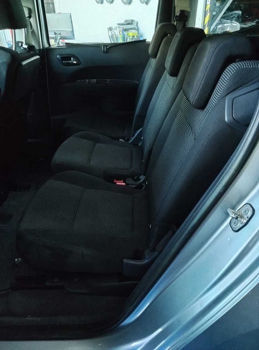 Peugeot 5008 1.6, Automática, de 2011 ás peças.