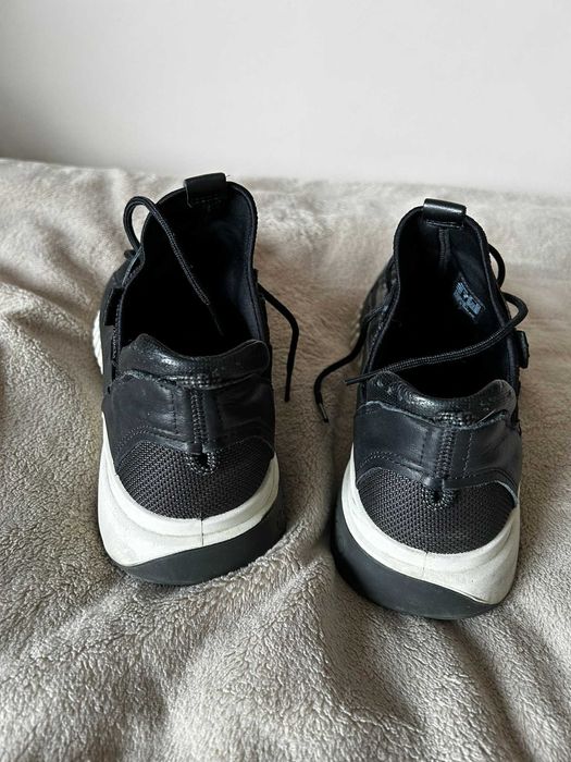 Buty Ecco Zipflex Low - czarne rozm 45