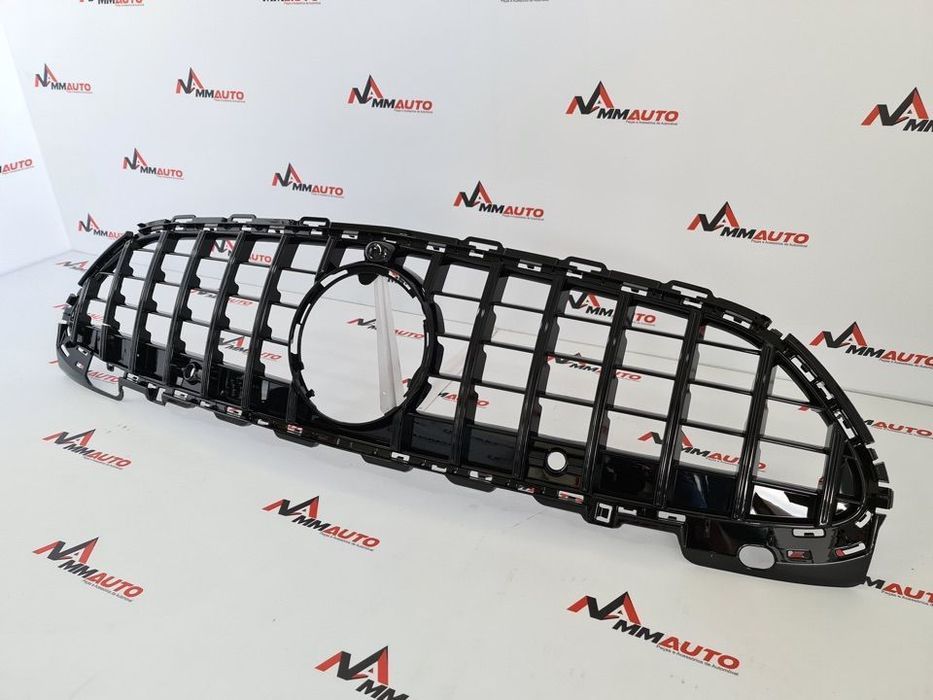 Grelha Frontal Mercedes C W206 GTR Panamericana Preto Brilho