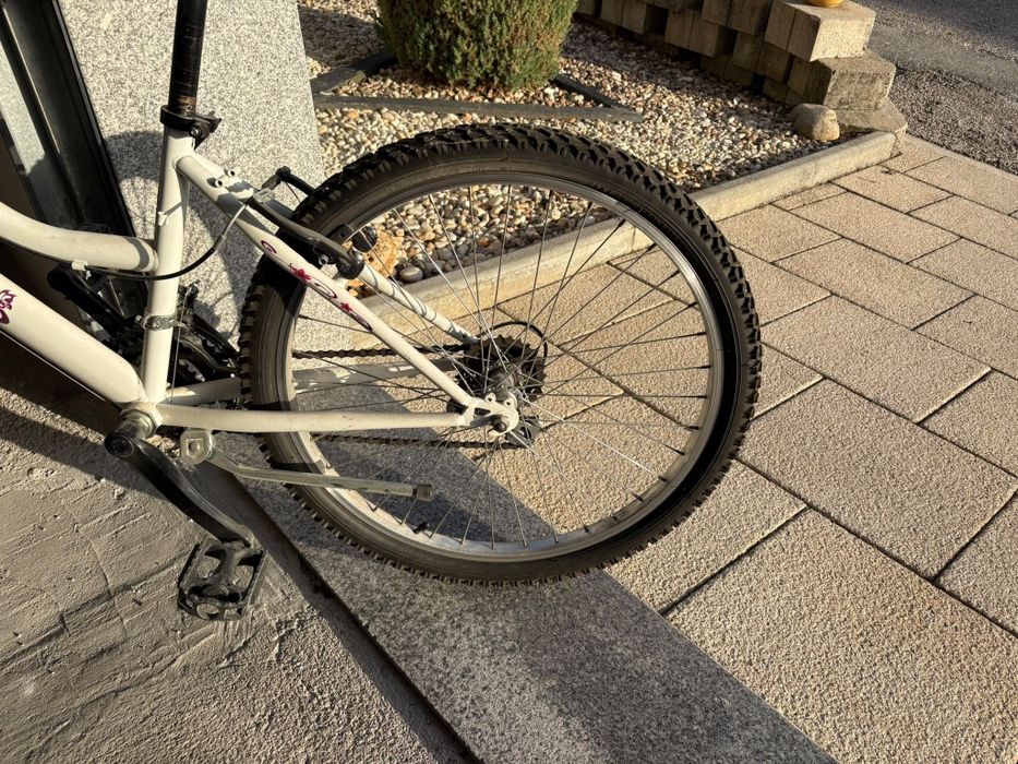 Bicicleta infantil rosa