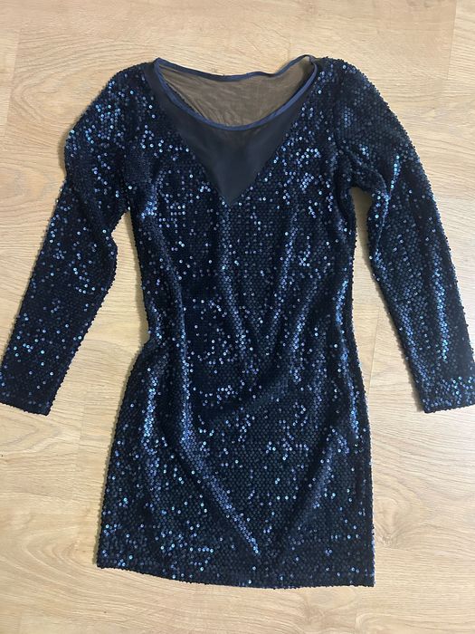Сукня міні з пайетками