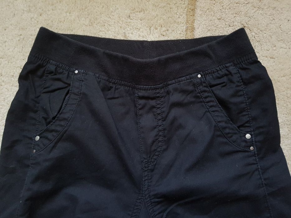 Spodenki H&M, rozm. 140, szorty, rybaczki, spodnie 3/4, bermudy