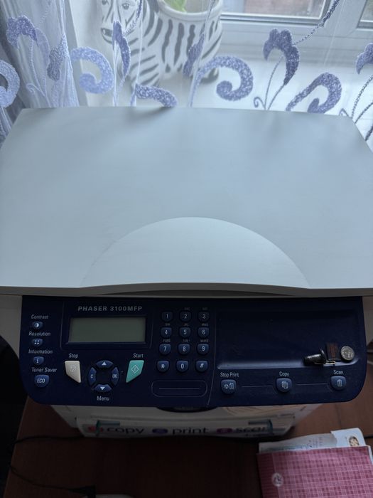 Продам принтер Phaser 3100