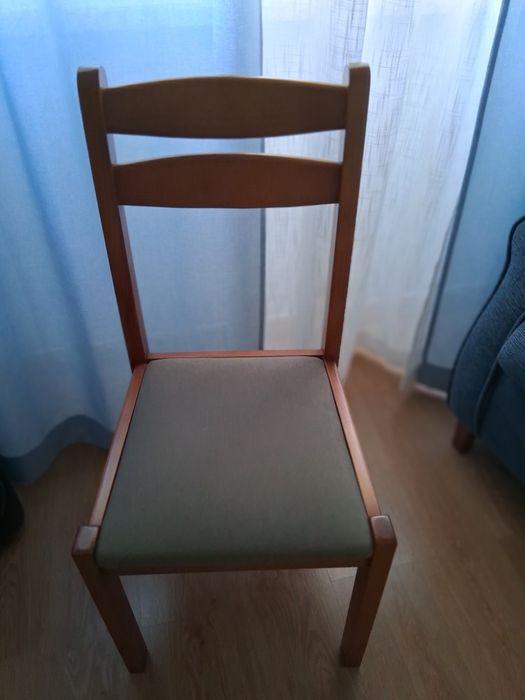 Cadeiras sala em bom estado