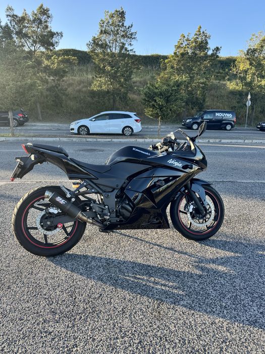 Kawasaki ninja 250r Preta
