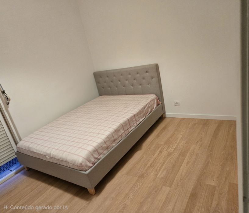 Arendo Quarto solteiro