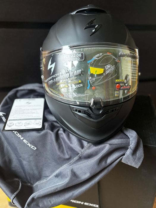 Capacete Scorpion Exo 1400 air II solid