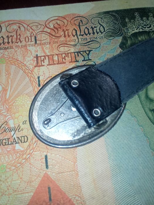 Пряжка на ремені Guns n Roses, в хорошем состоянии