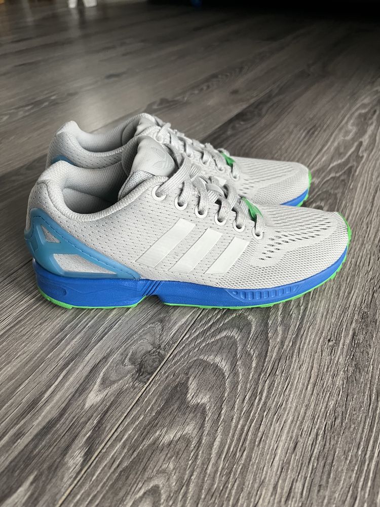 Adidas zx store flux 36