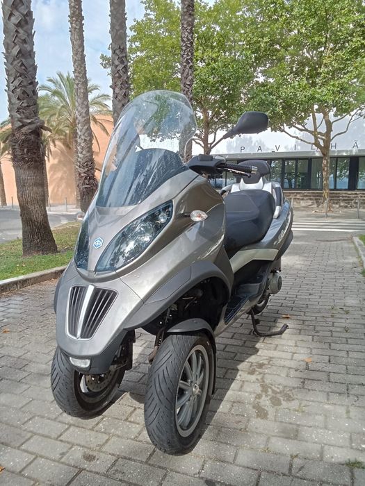 Piaggio MP3 250ie LT