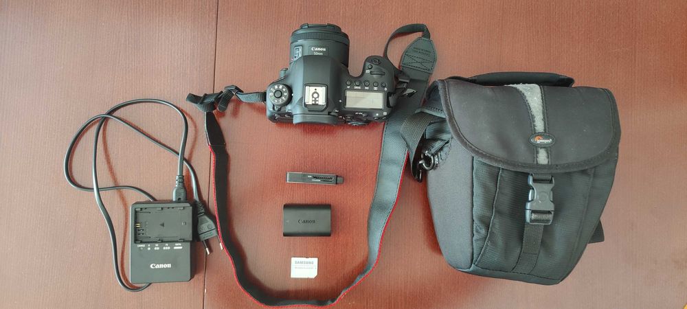Canon EOS 6D Mark II