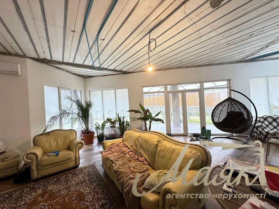 Затишний, ексклюзивний будинок в с-щі Володимирівське.