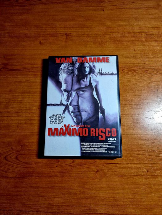 MÁXIMO RISCO (Jean Claude Van Damme/Natasha Henstridge)