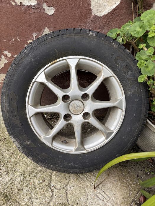 Pneu Ceat Spider 175/79 R13 e Jante Mangels