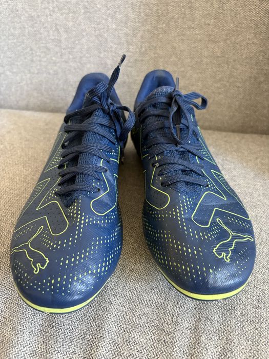 Buty  korki  r.40  Puma Future Play