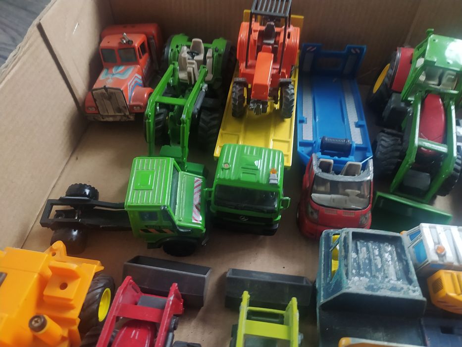 Zabawki siku matchbox welly majorette