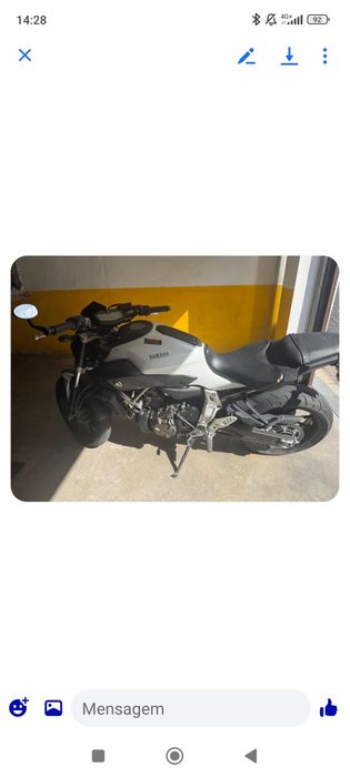 Moto Yamaha MT07