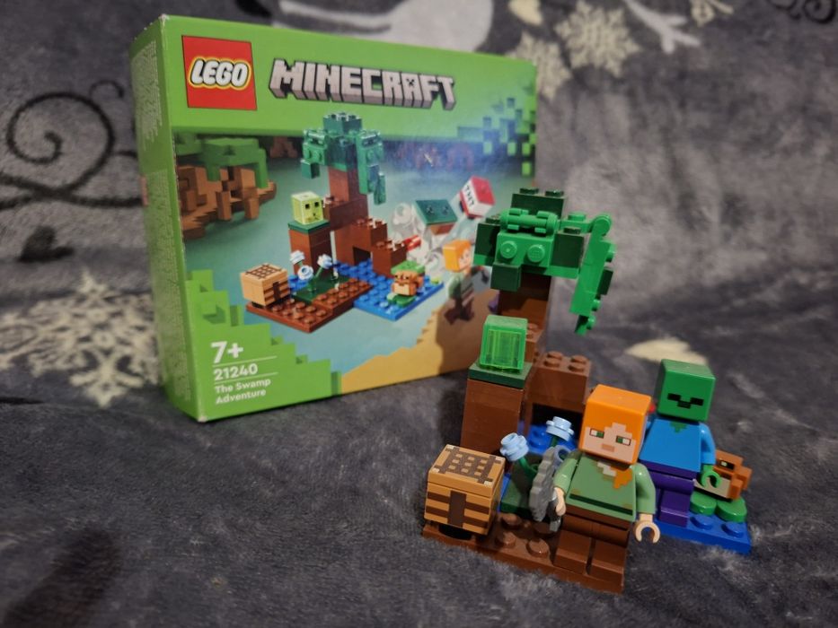 LEGO Minecraft 21240, 30647 та Marvel (Оригінал) + фігурки