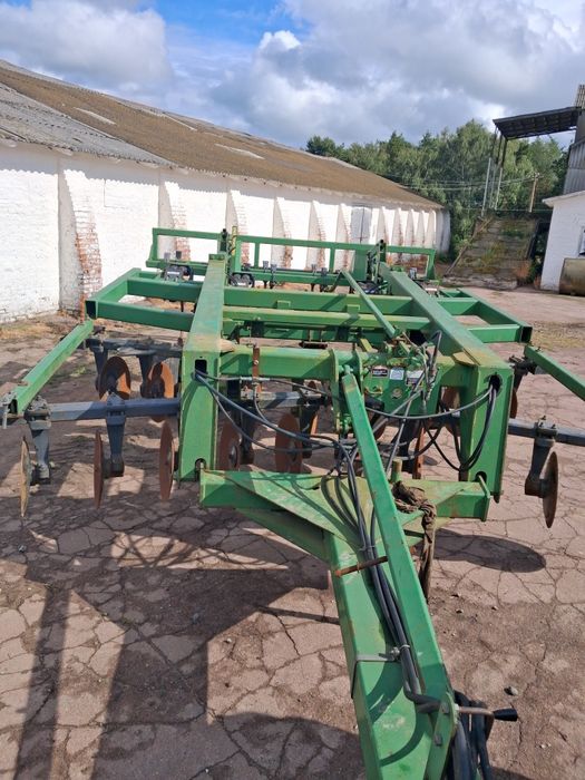 Глибокорозрохлювач John Deere 2700