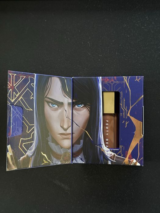 Gloss Bomb Universal Lip Luminizer: Arcane Collection (Rogue on Rich)