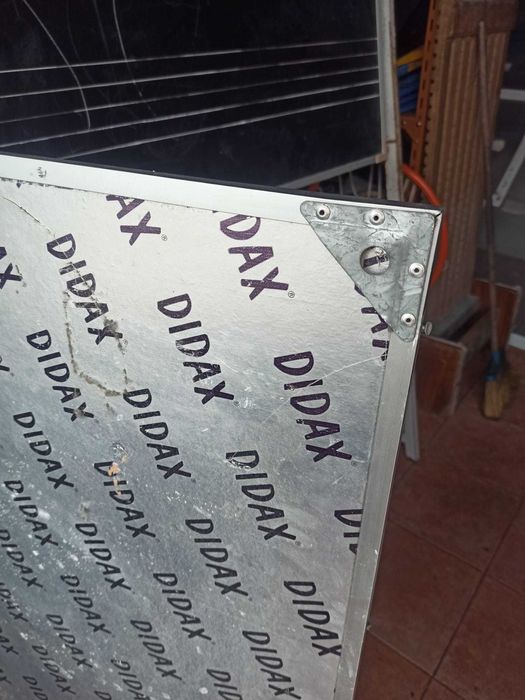 Quadro branco escolar parede