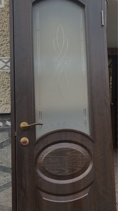 Міжкімнатні двері "ОВАЛ" зол.вільха, каштан