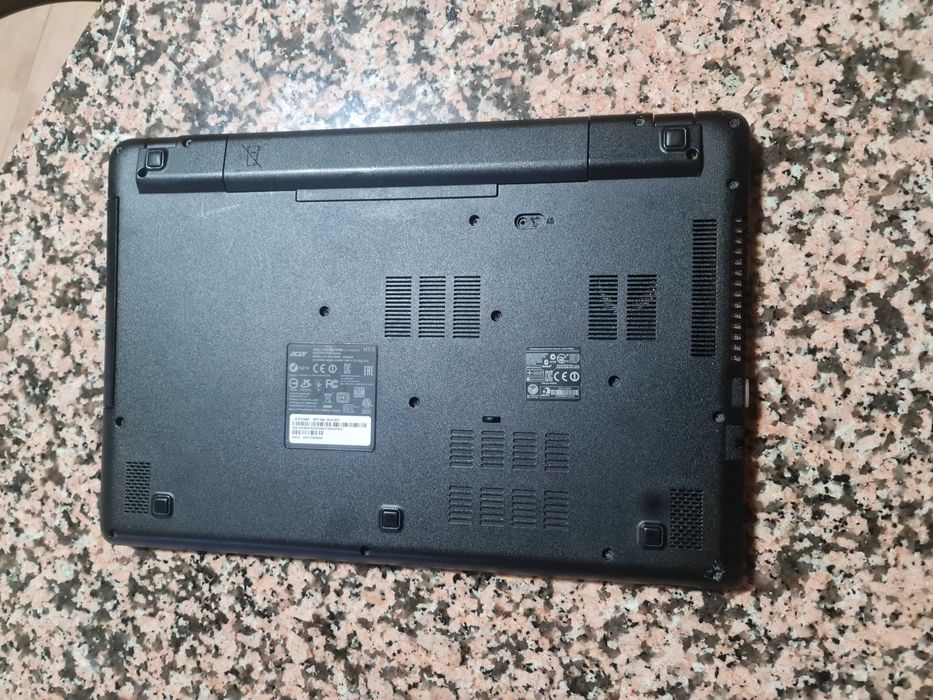 Portatil Acer cinzento