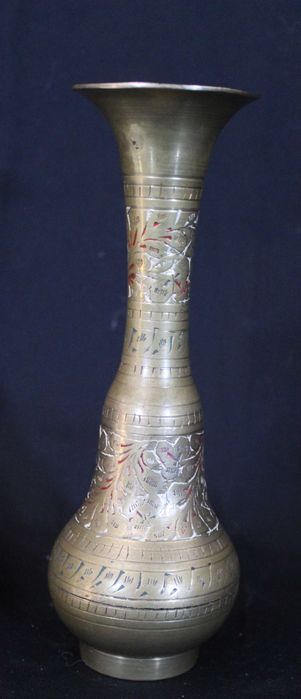 3 Jarras de latão da India, artesanato vintage