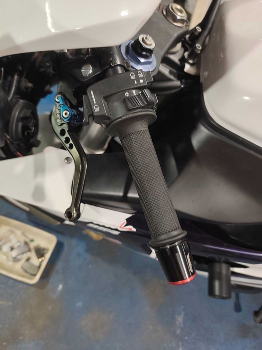 Cbr 954  revisionada pronta a andar