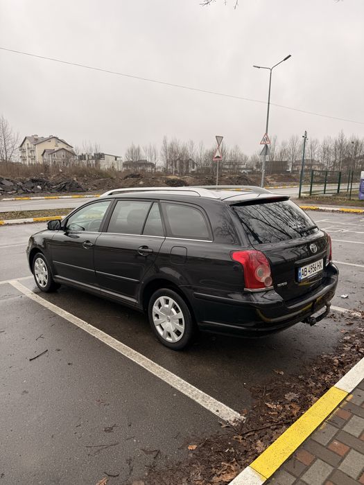 Toyota Avensis 2007 2.0 бензин