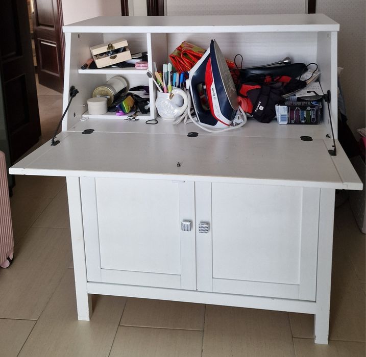 Secretária Ikea Hemnes