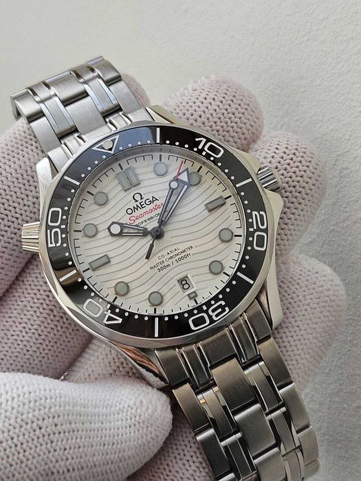Швейцарские часы Omega Seamaster White 300m. Premium качество