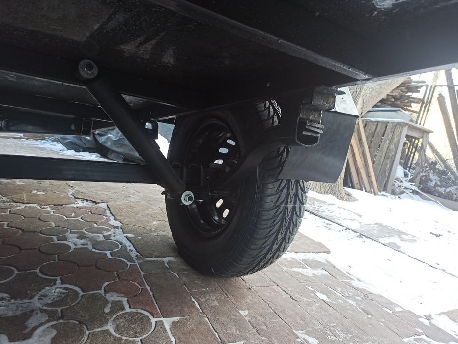 Новый легковой прицеп