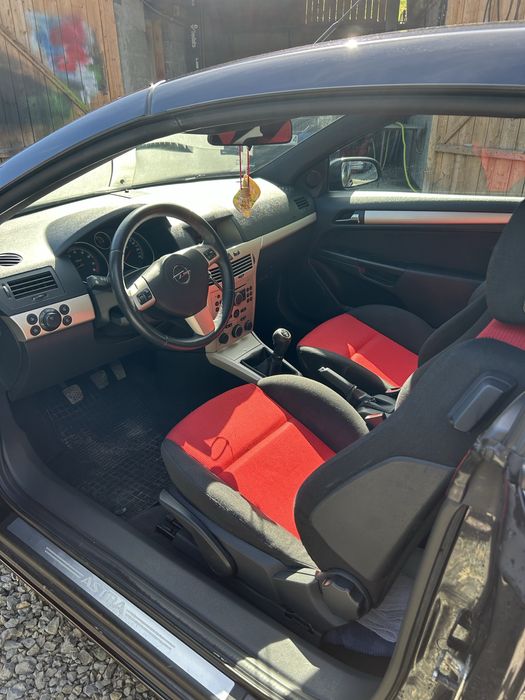 Opel Astra TwinTop 1.6 105km
