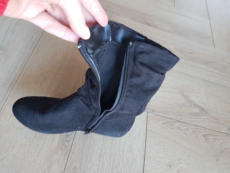 Czarne botki dziewczęce materiałowe 31