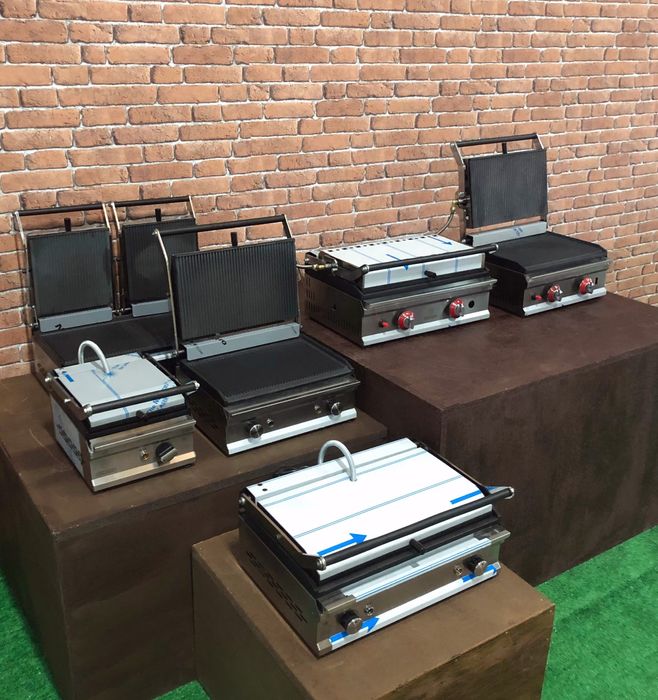 Grelhador/Tostadeira elétricos e a gás