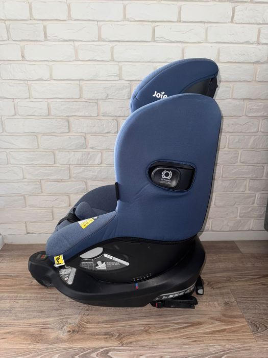 Fotelik samochodowy Joie i-Spin 360 – niebieski