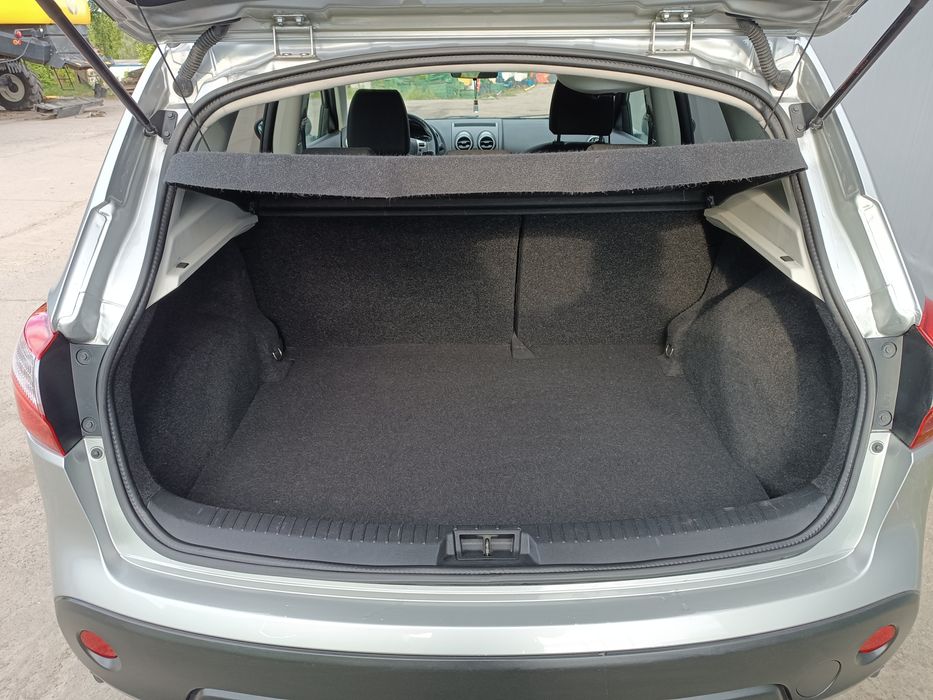 Nissan Qashqai 2013 року