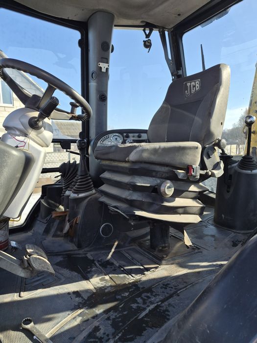 Продам  екскаватор Jcb3cx