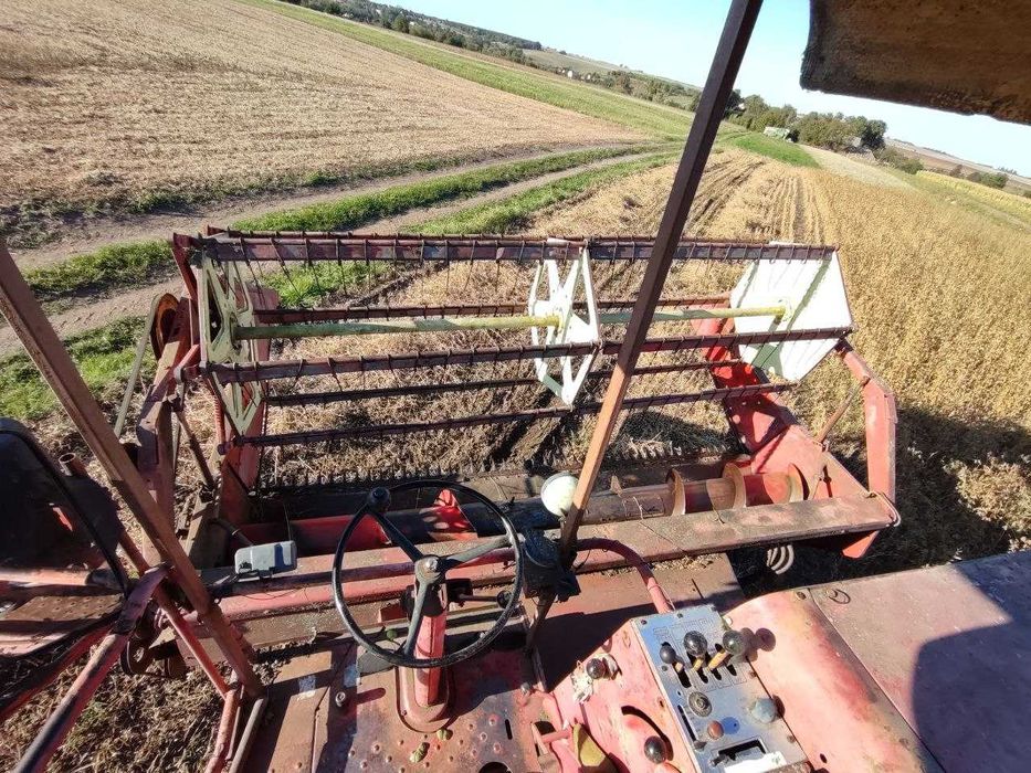 Комбайн Massey Ferguson 525 1987