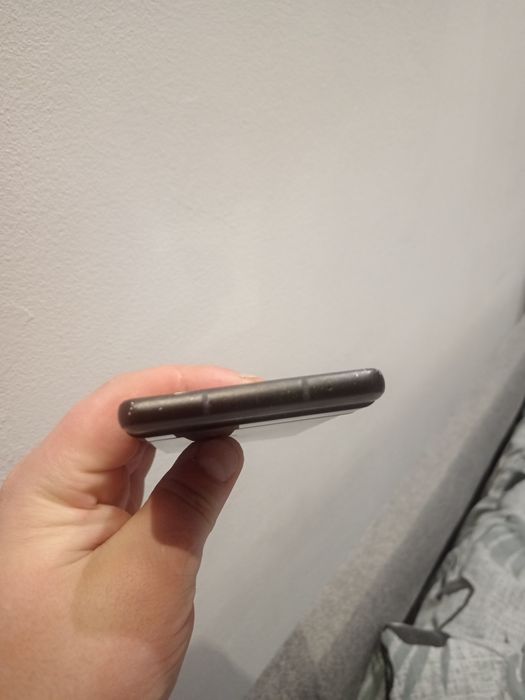 Pixel 6a Срочно...